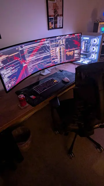 Omarchy setup Day 1 - Ultrawide Berserk theme